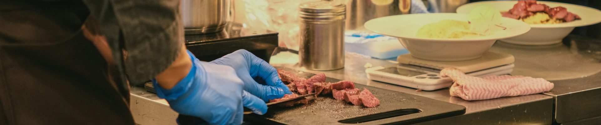 huy-phan-kvSY8hkg5NQ-unsplash