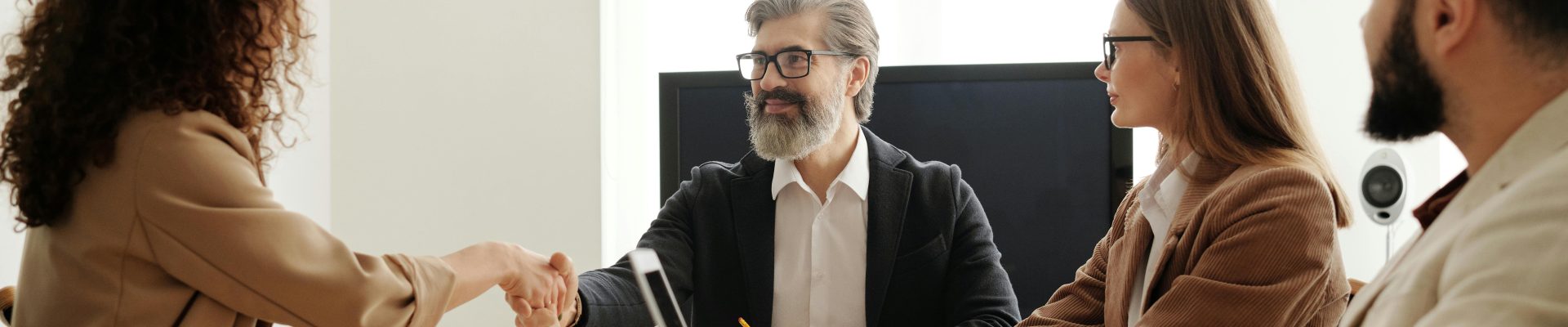 pexels-edmond-dantes-4344860